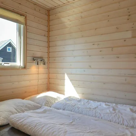 12 Holiday home *