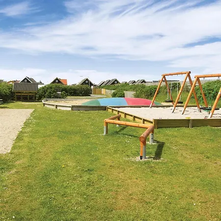 Holiday home 12 *